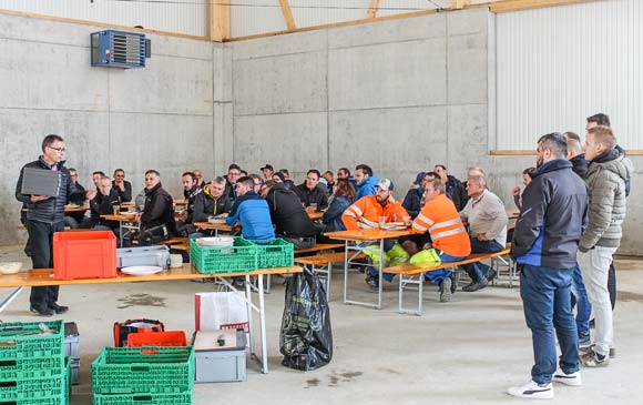 URFER-MÜPRO – Aufrichte-Feier für beteiligte Handwerker im Neubau