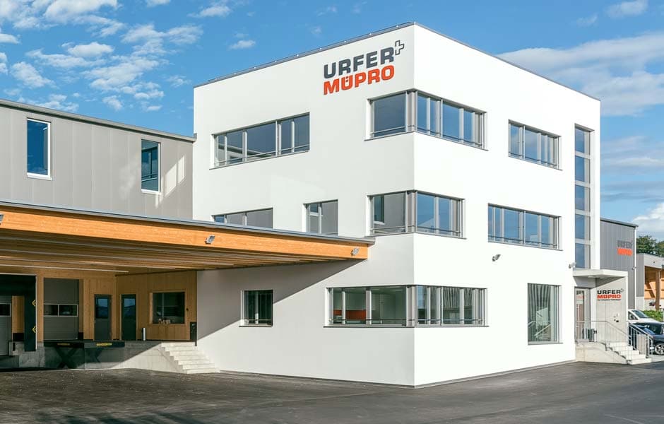 Urfer Müpro – Anlieferung am neuen Firmensitz